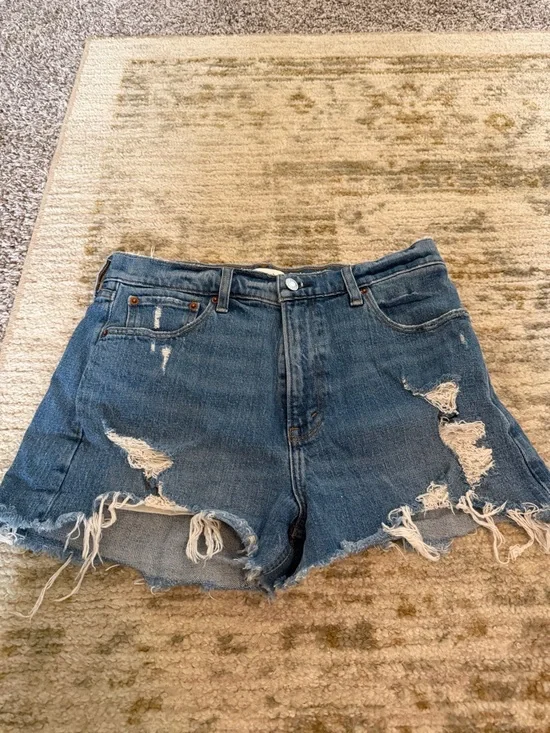 Abercrombie & Fitch Distressed Blue Denim Mom Shorts High Rise - Picture 2 of 3